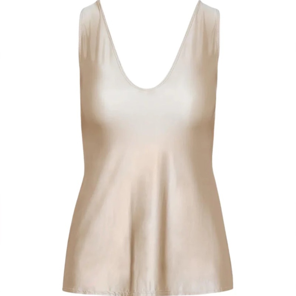 Commando Faux Silk V-neck Tank in Champagne